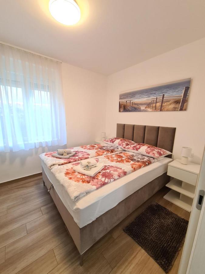 Love Borik Apartment 扎达尔 外观 照片